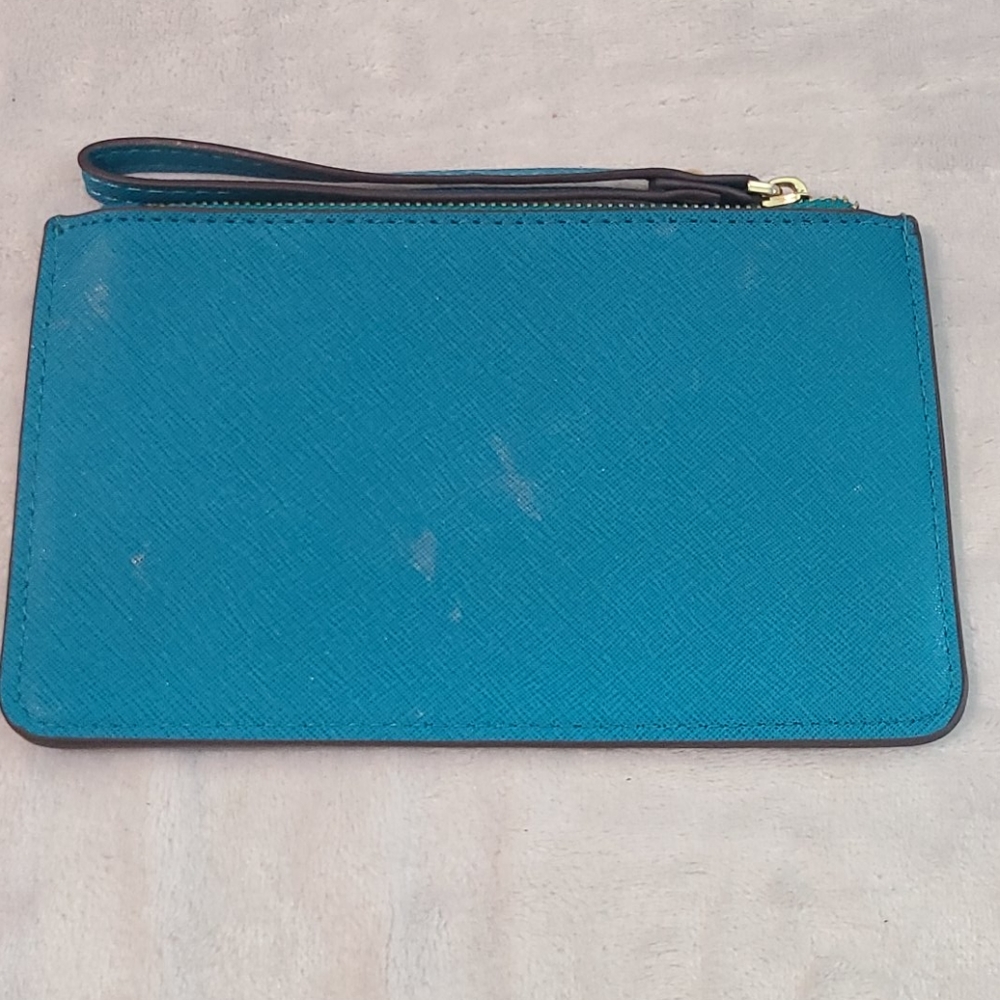 Authentic Kate Spade Wristlet - Picture 2 of 6